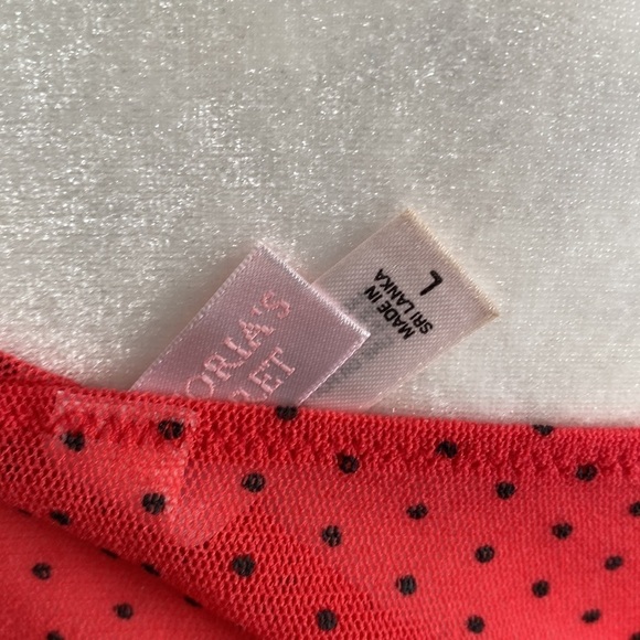 Vintage Y2K Victoria’s secret mesh cami - Picture 5 of 6